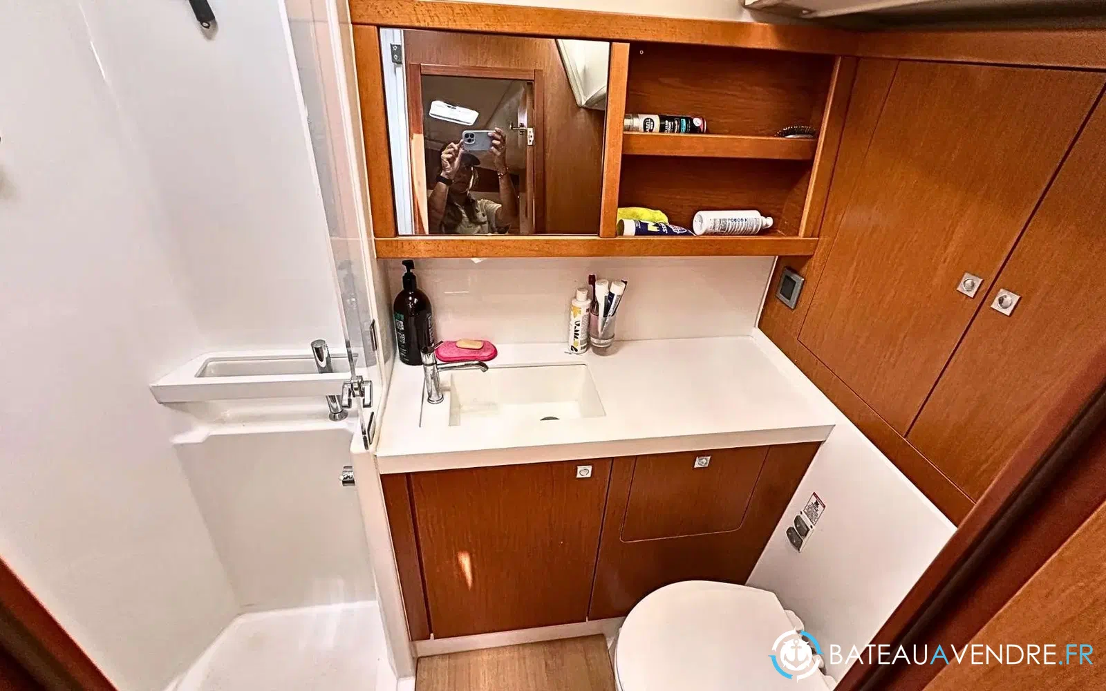 slider 15 Beneteau Sense 51