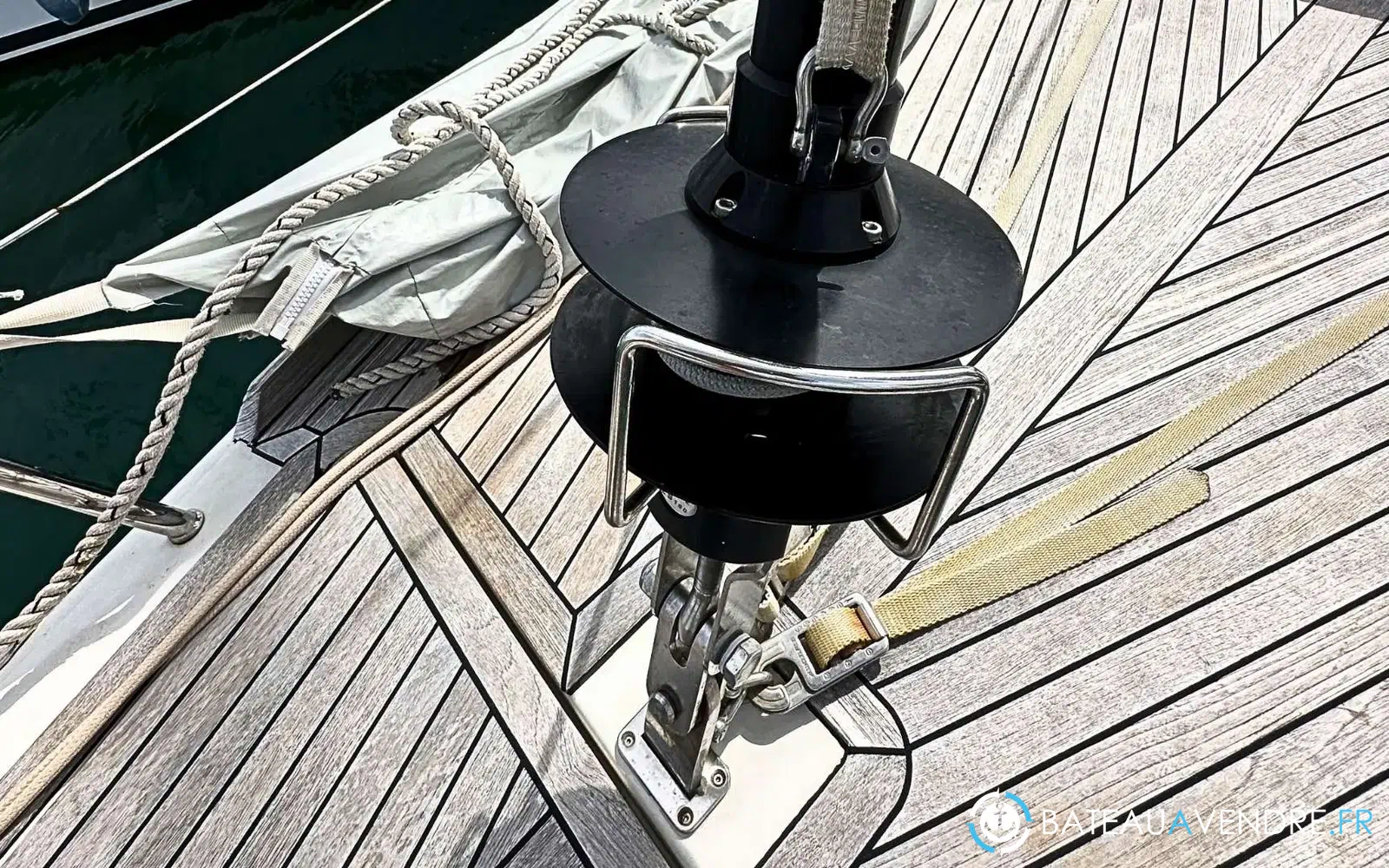 slider 23 Beneteau Sense 51