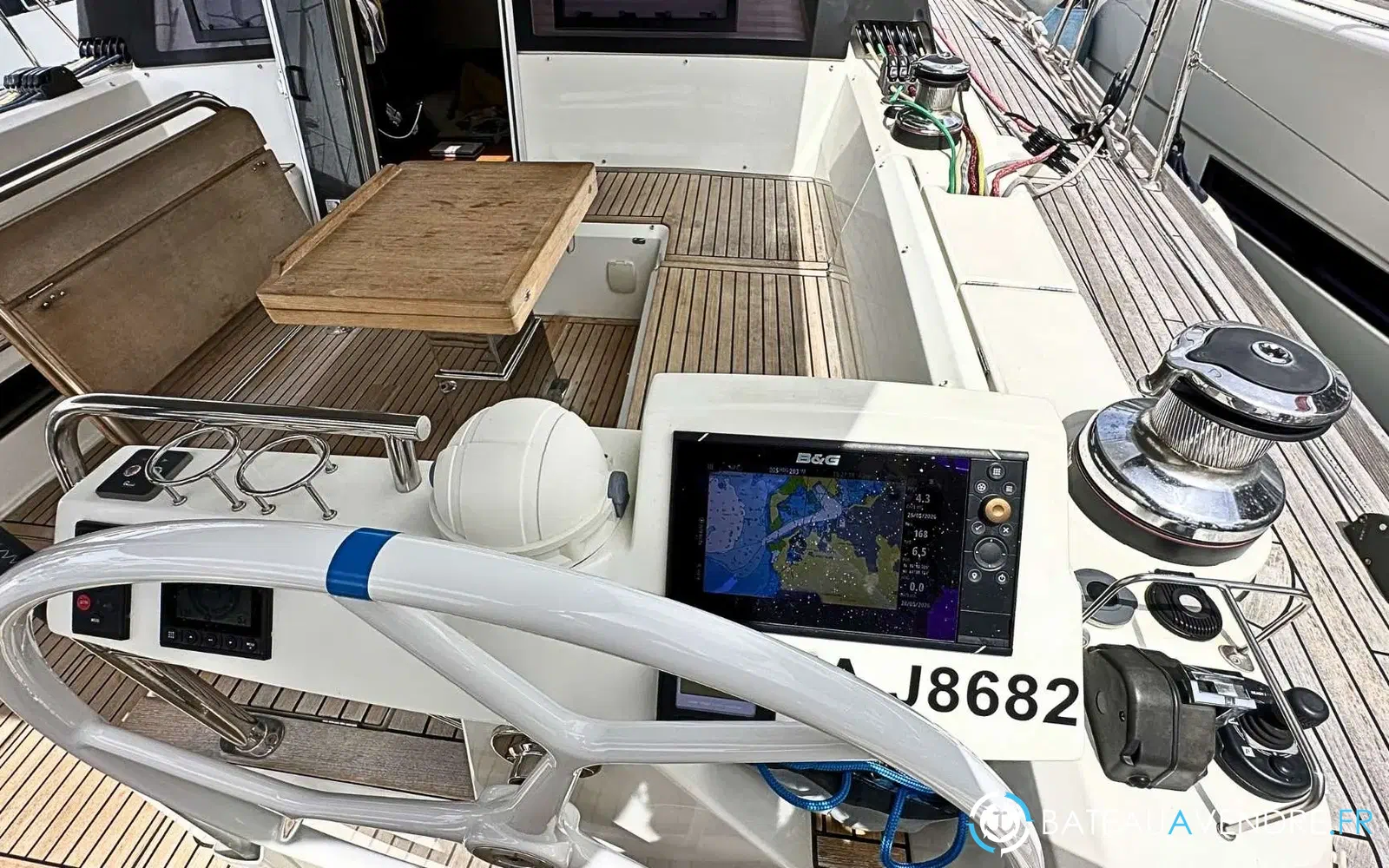 slider 48 Beneteau Sense 51