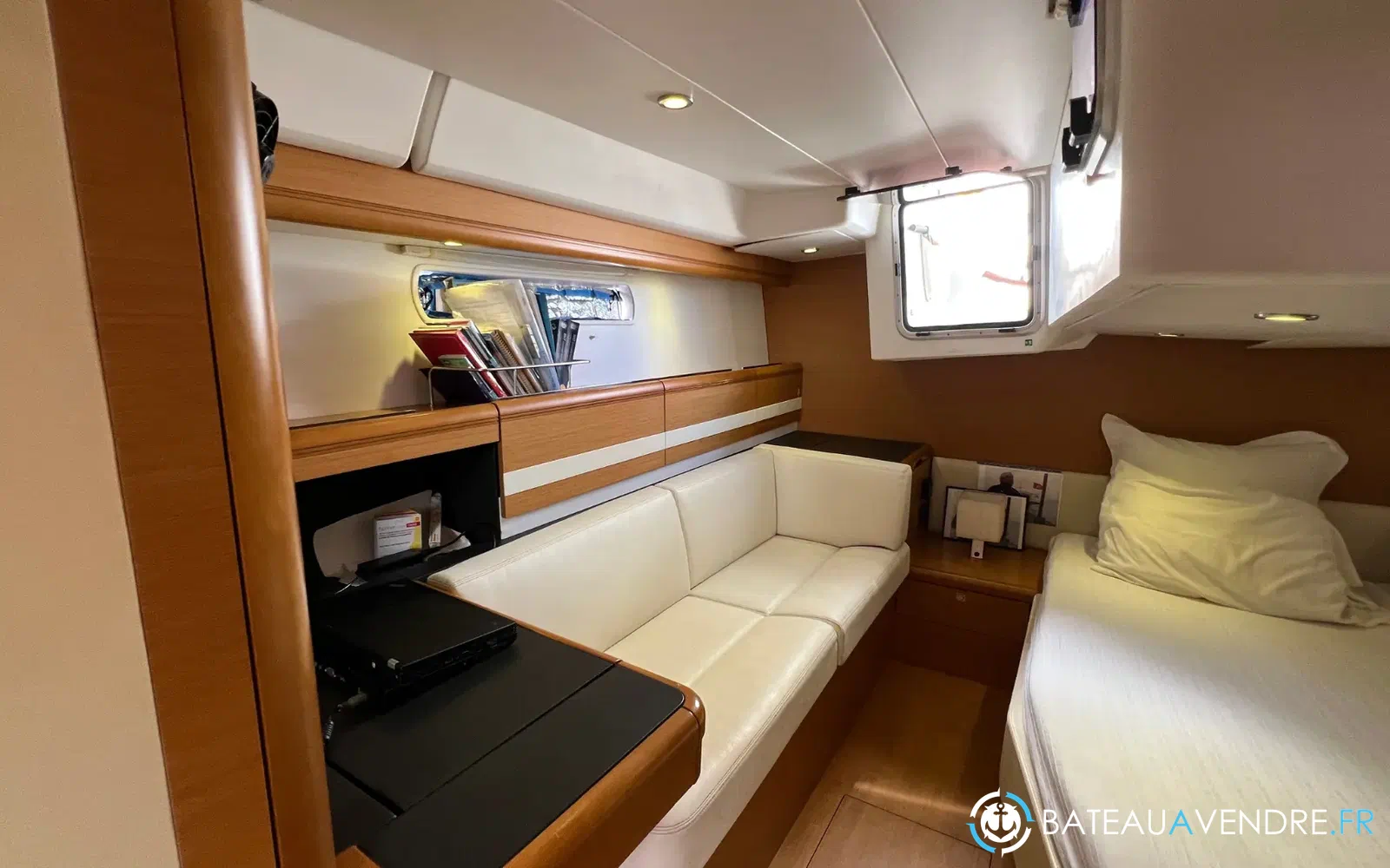 slider 35 Jeanneau 57