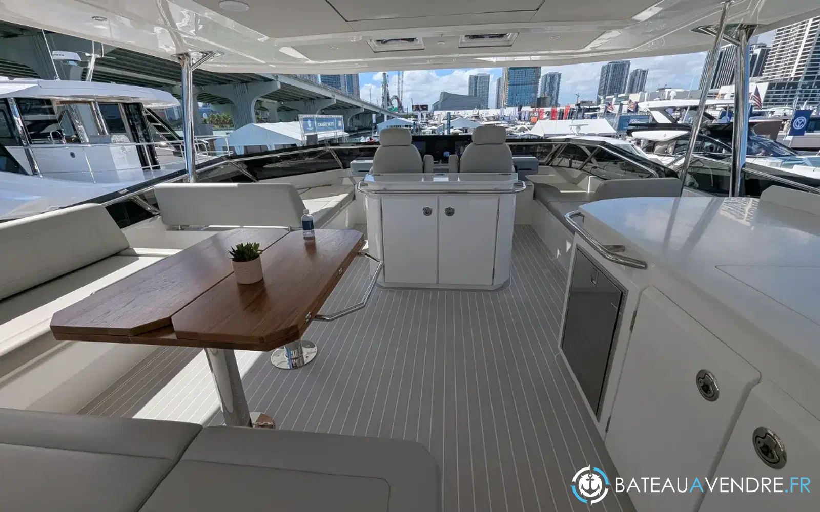 slider 21 Aquila 50