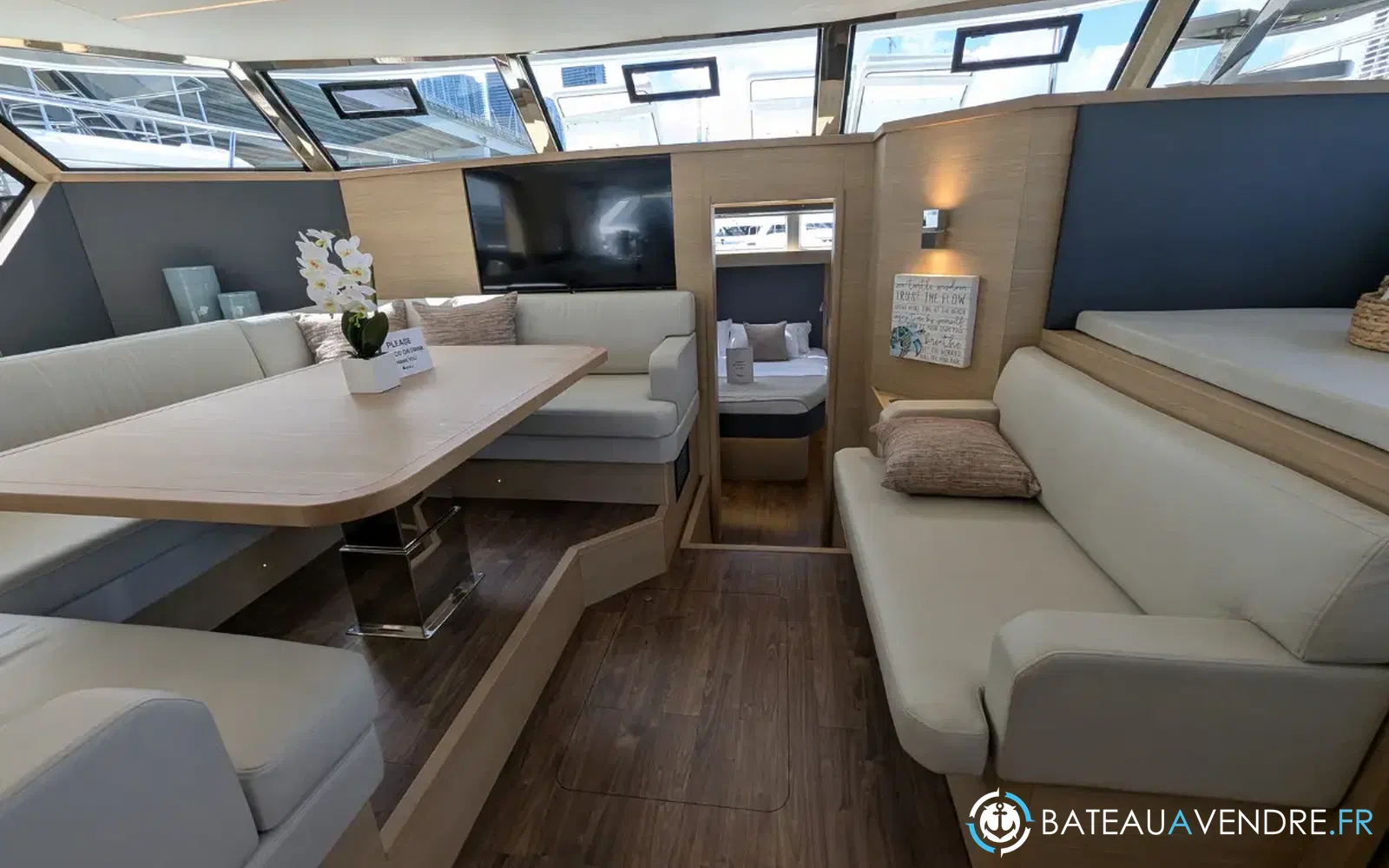 slider 24 Aquila 50