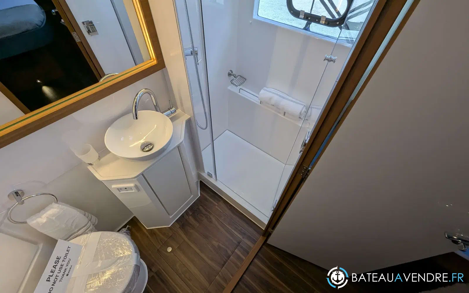 slider 21 Aquila 54