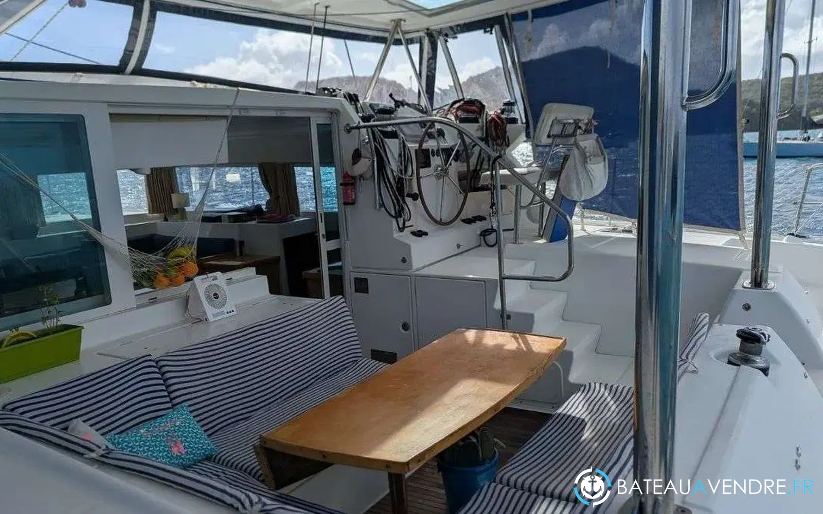 slider 27 Lagoon 420
