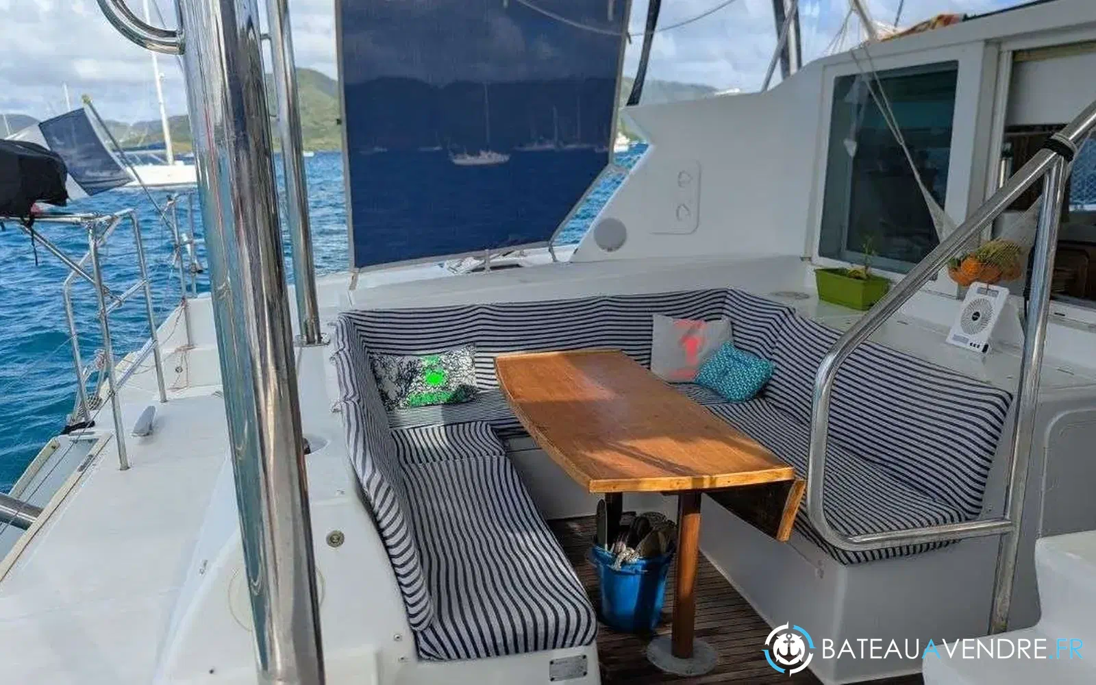 slider 28 Lagoon 420