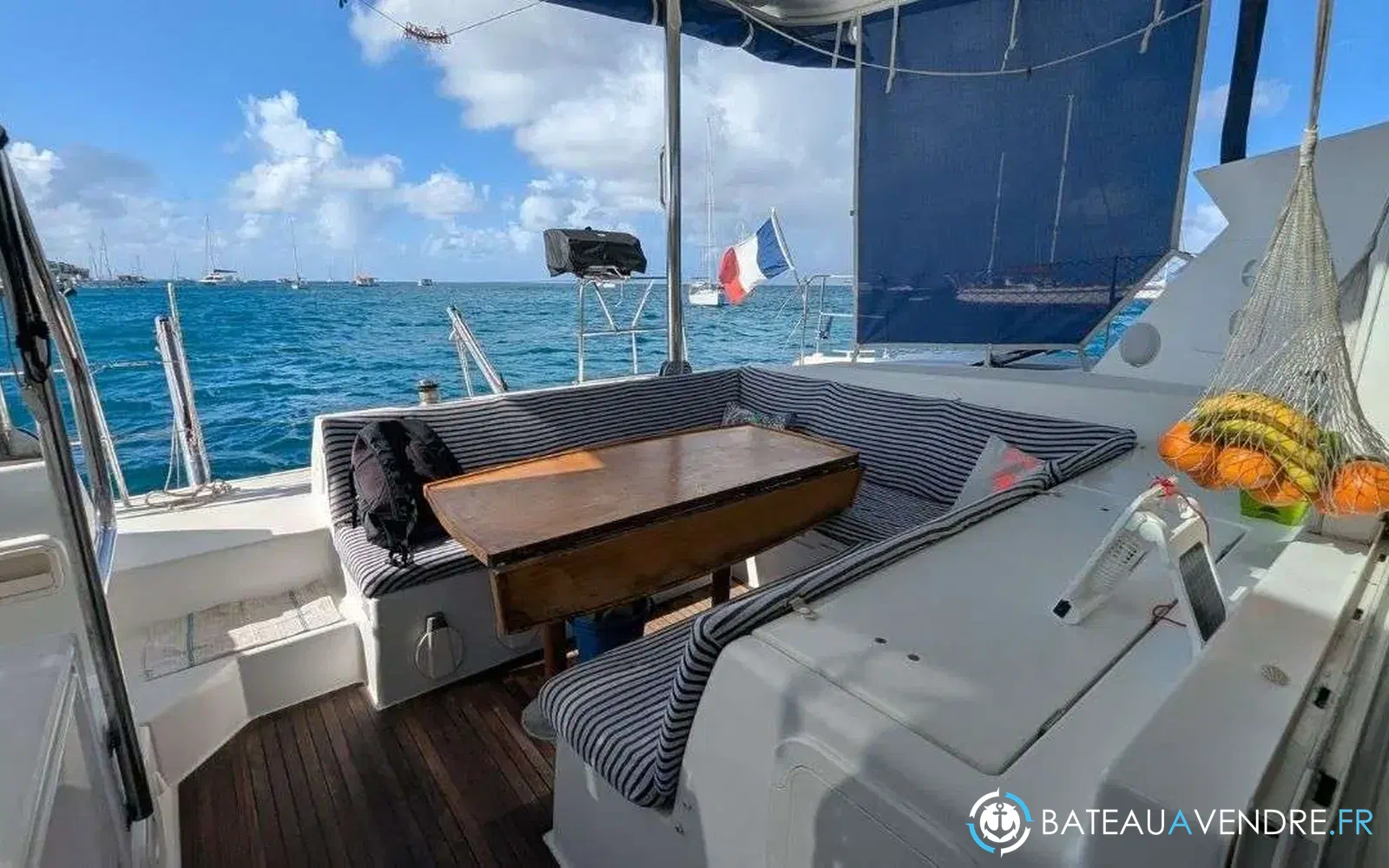 slider 32 Lagoon 420