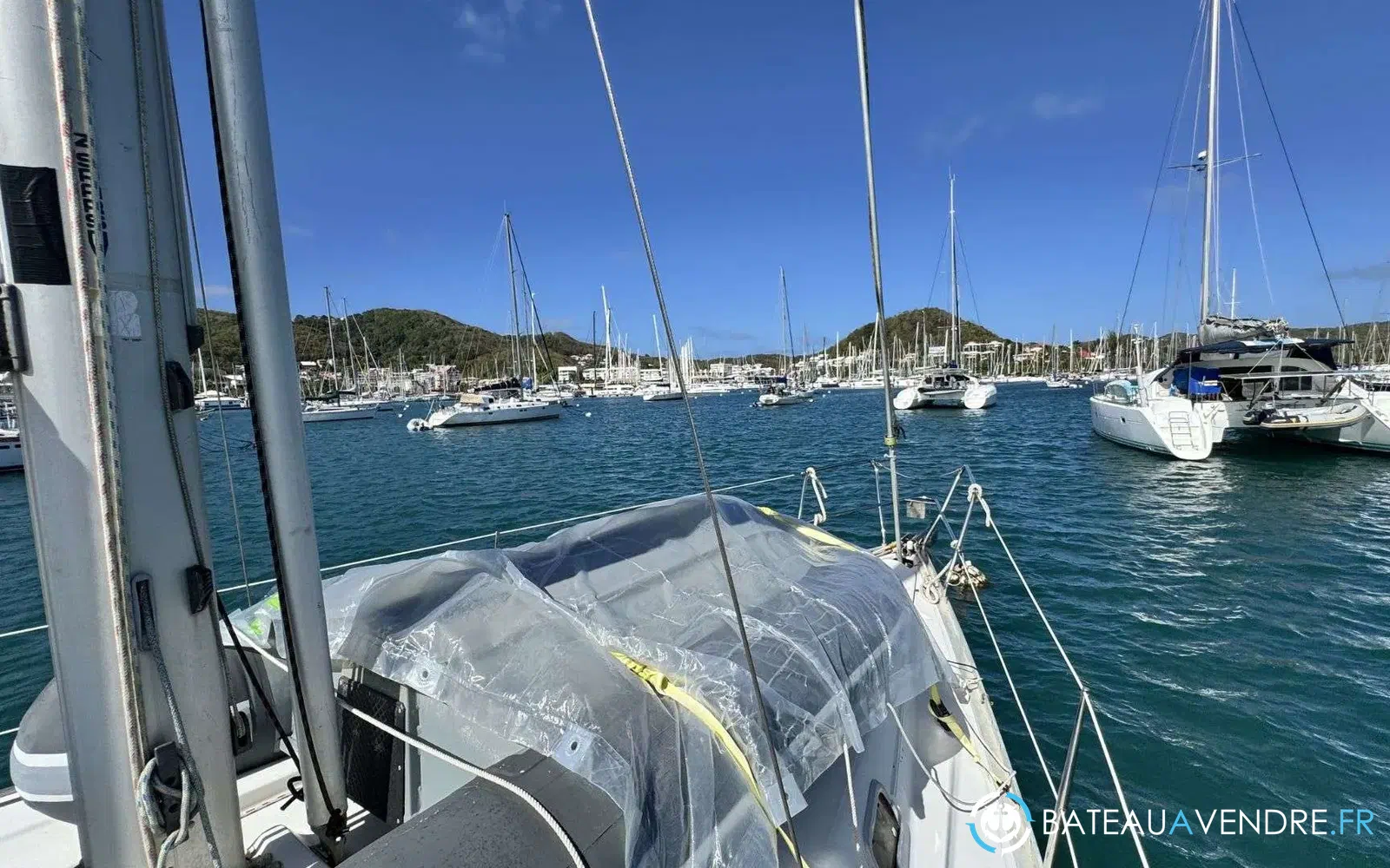 slider 23 Beneteau Oceanis 351