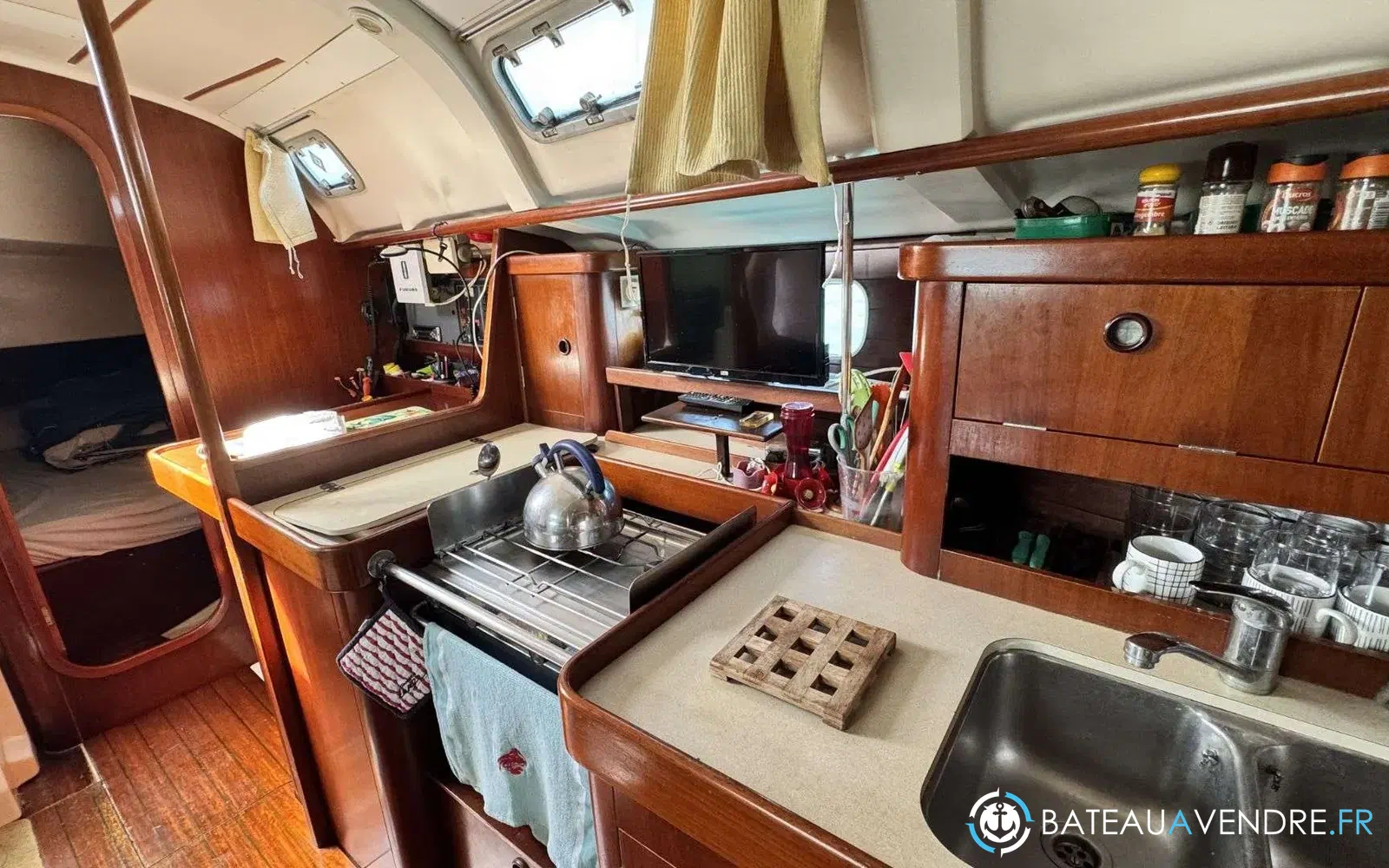 slider 36 Beneteau Oceanis 351