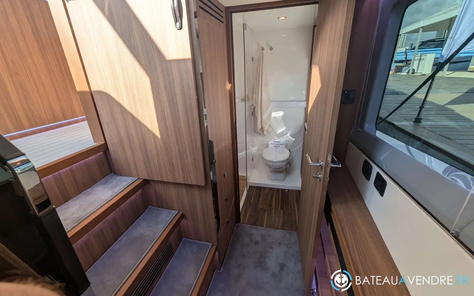 slider 9 Aquila 46 Coupe