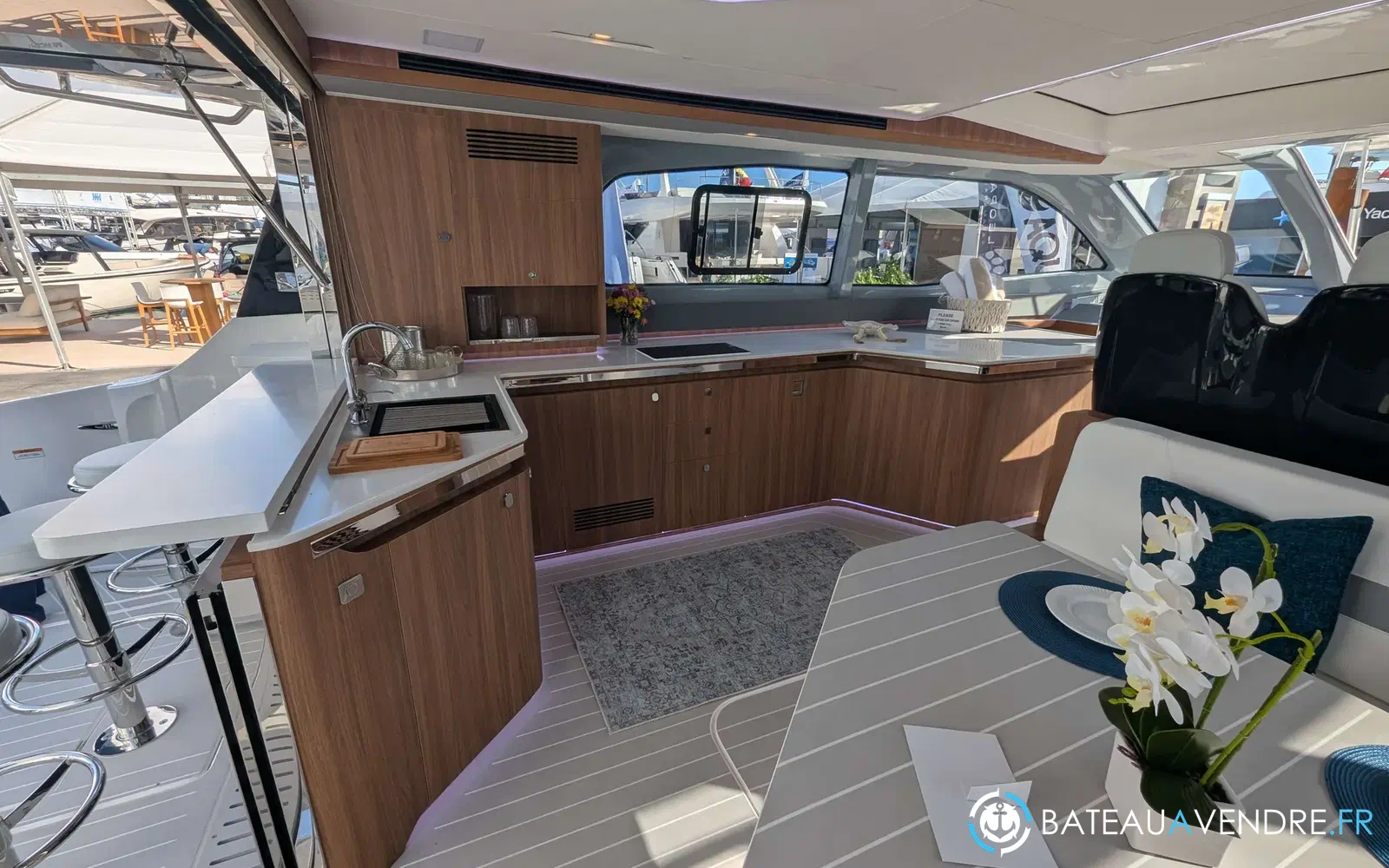 slider 12 Aquila 46 Coupe