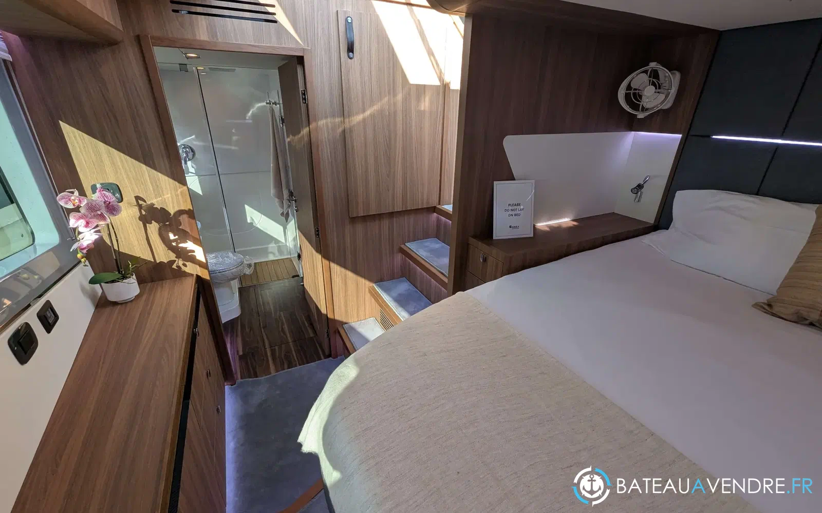 slider 7 Aquila 46 Coupe