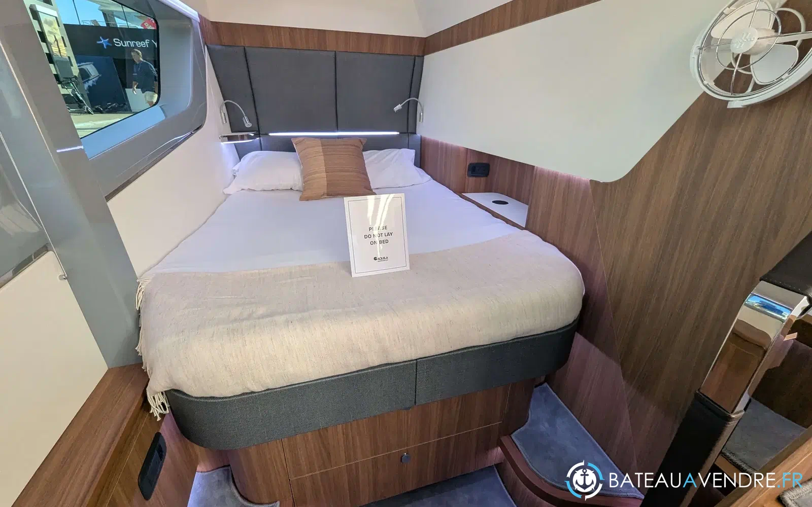 slider 8 Aquila 46 Coupe