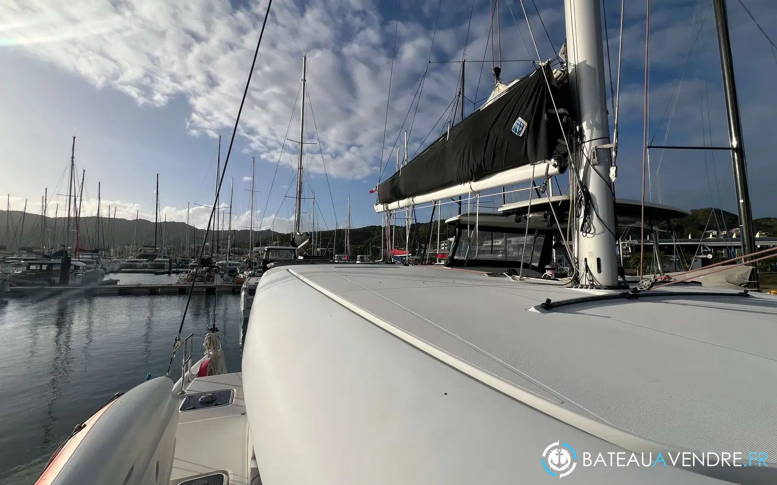 slider 9 Lagoon 42