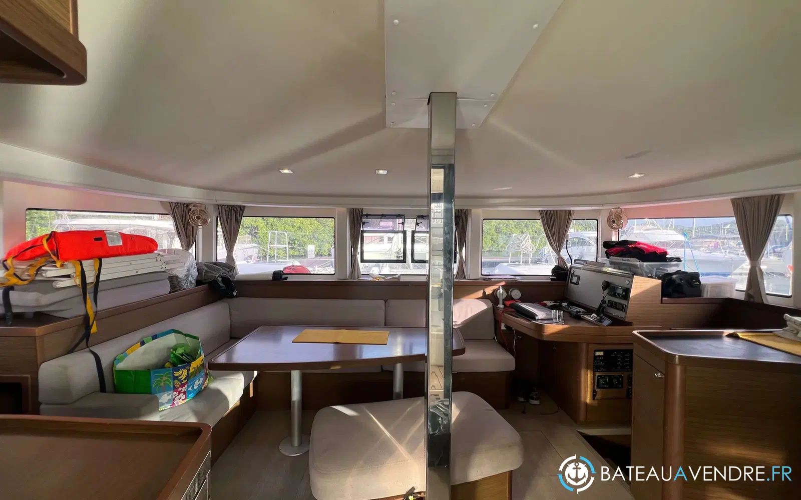 slider 24 Lagoon 42