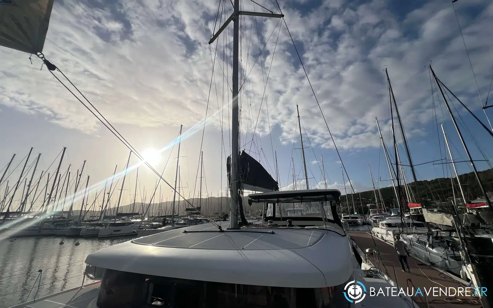 slider 6 Lagoon 42