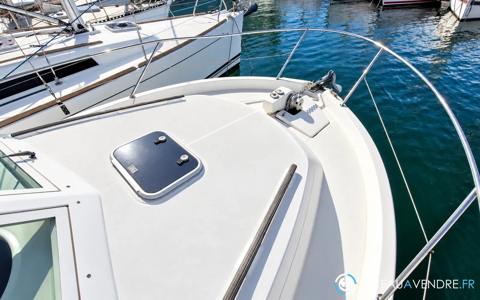 slider 4 Beneteau Antares Serie 9