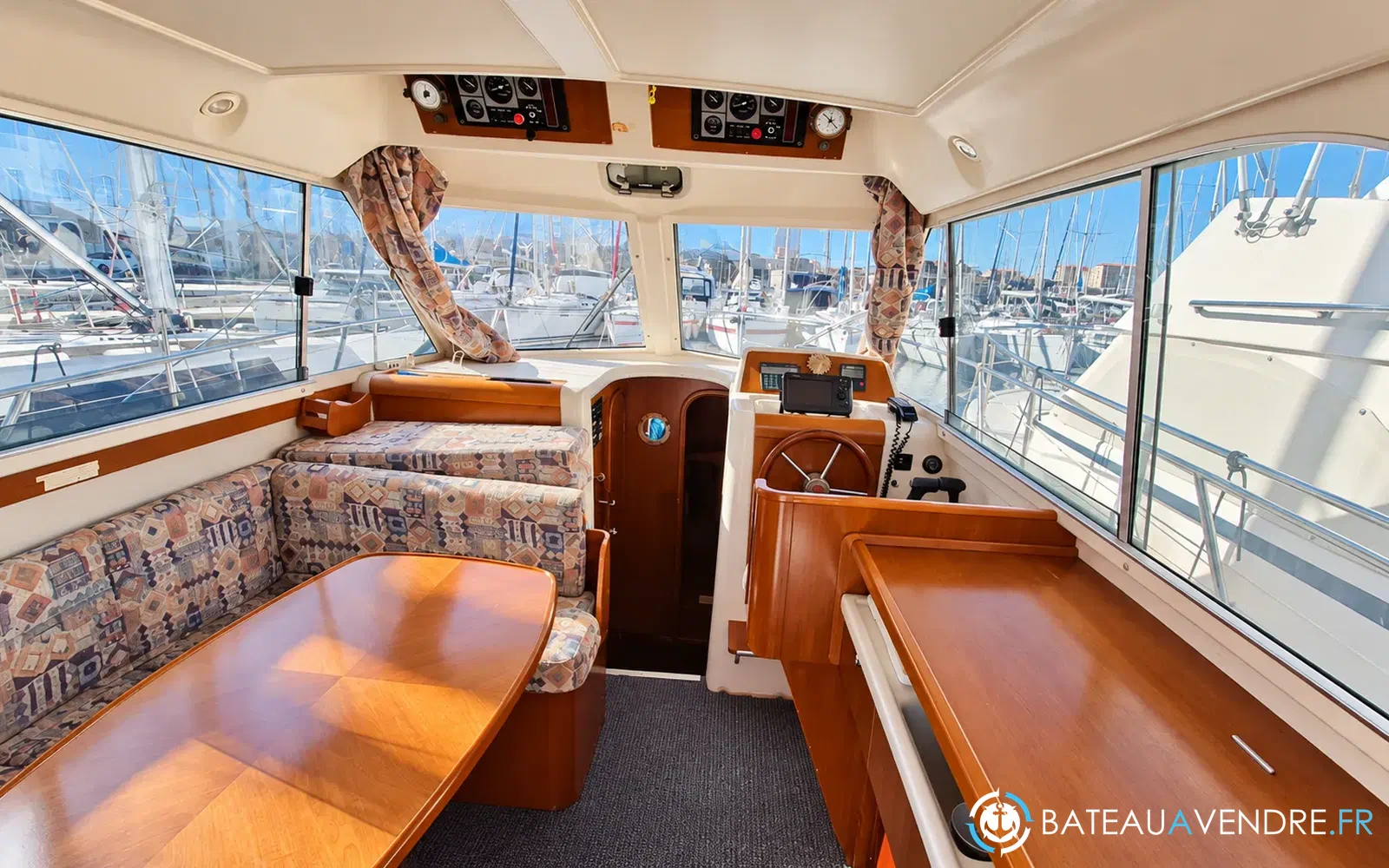 slider 2 Beneteau Antares Serie 9