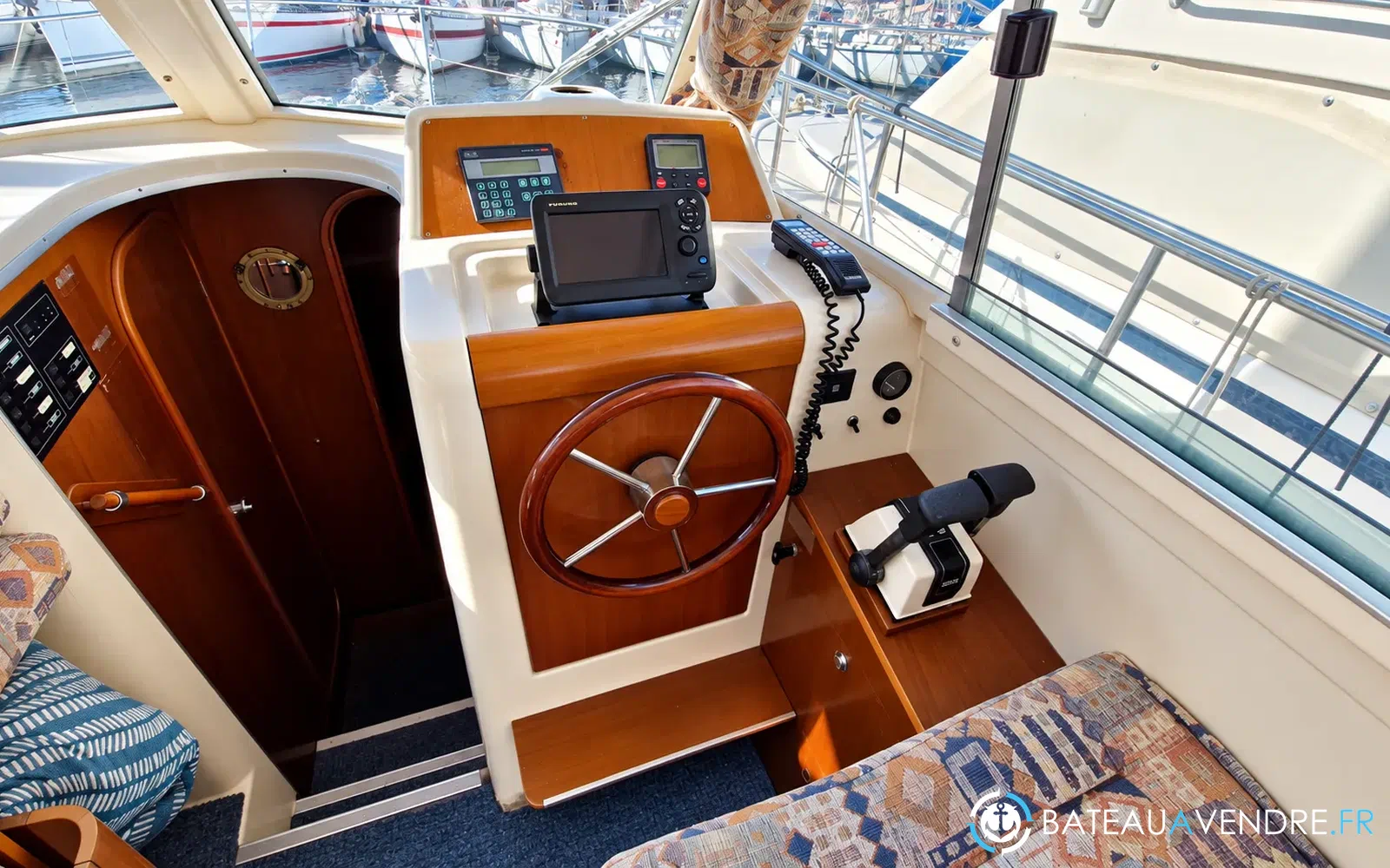 slider 10 Beneteau Antares Serie 9