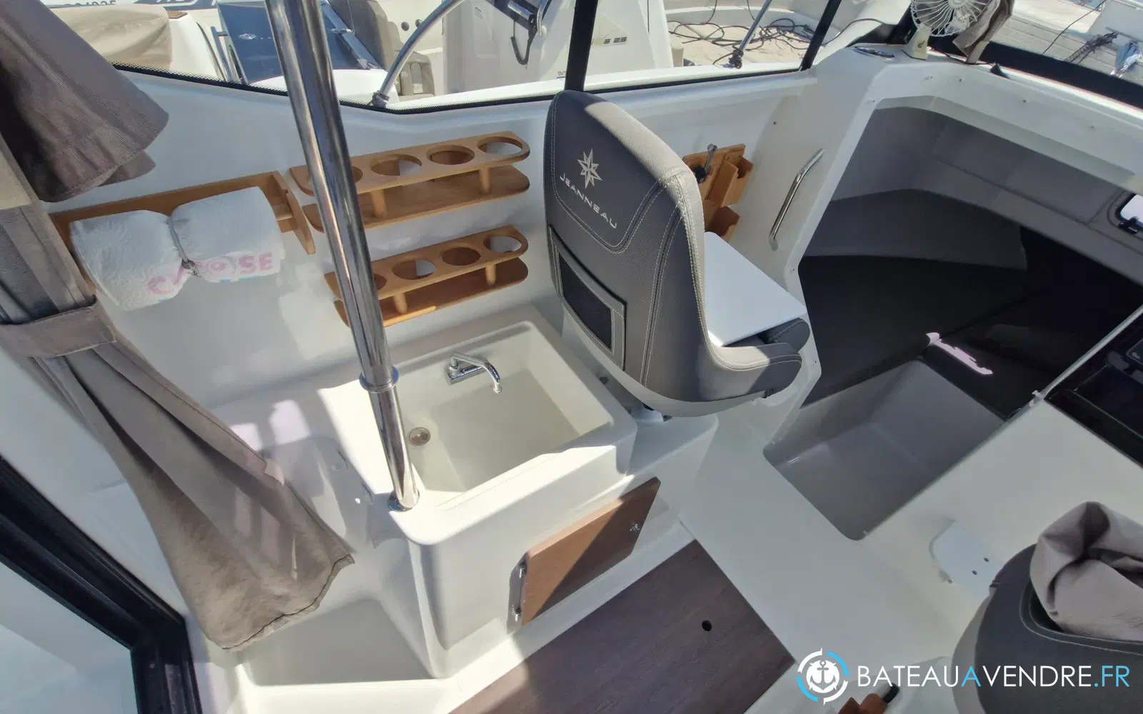slider 17 Jeanneau Merry Fisher 795 Marlin