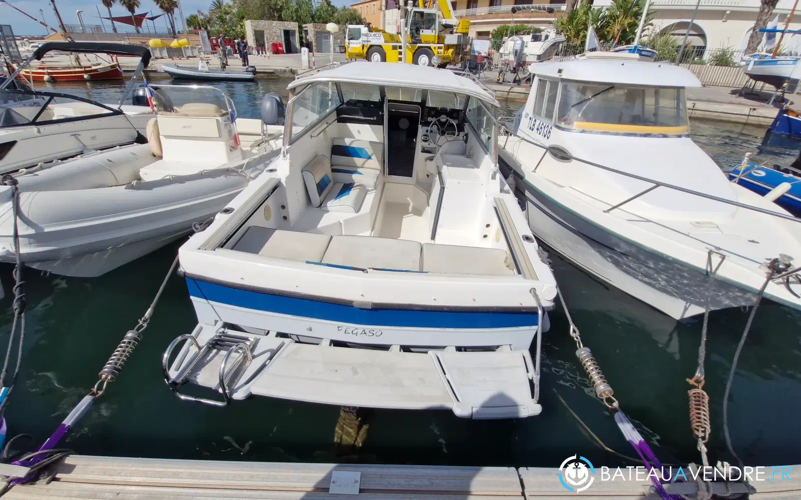 slider 1 Bayliner Trophy 2159