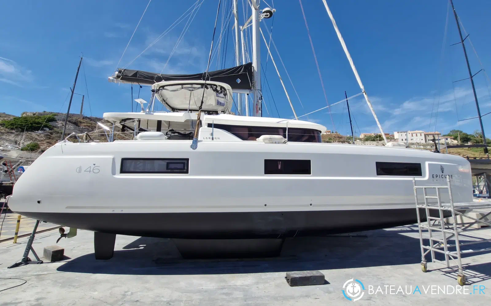 slider 0 Lagoon 46