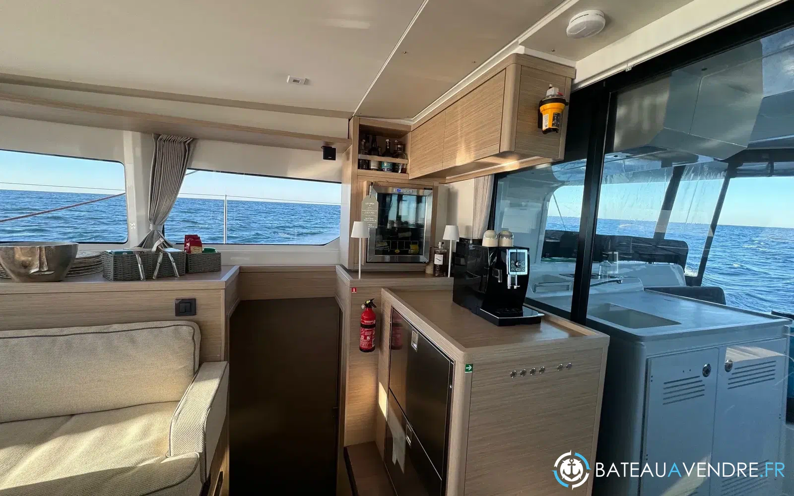 slider 2 Lagoon 46