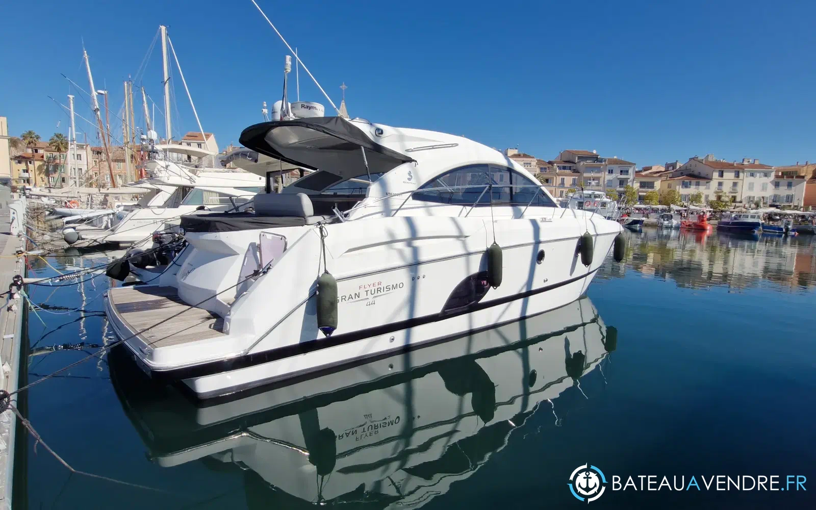 slider 1 Beneteau GT 44