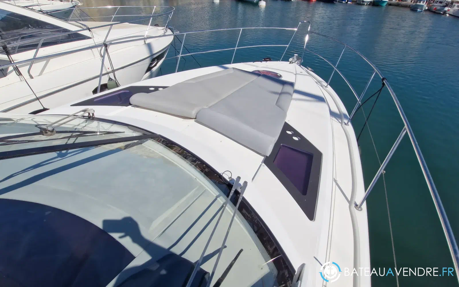 slider 19 Beneteau GT 44