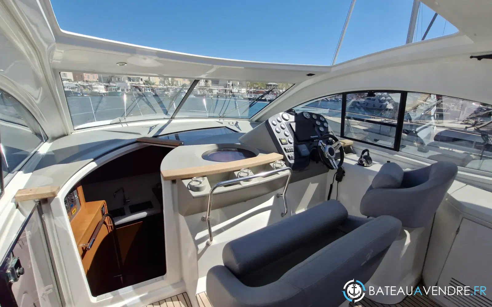 slider 14 Beneteau GT 44