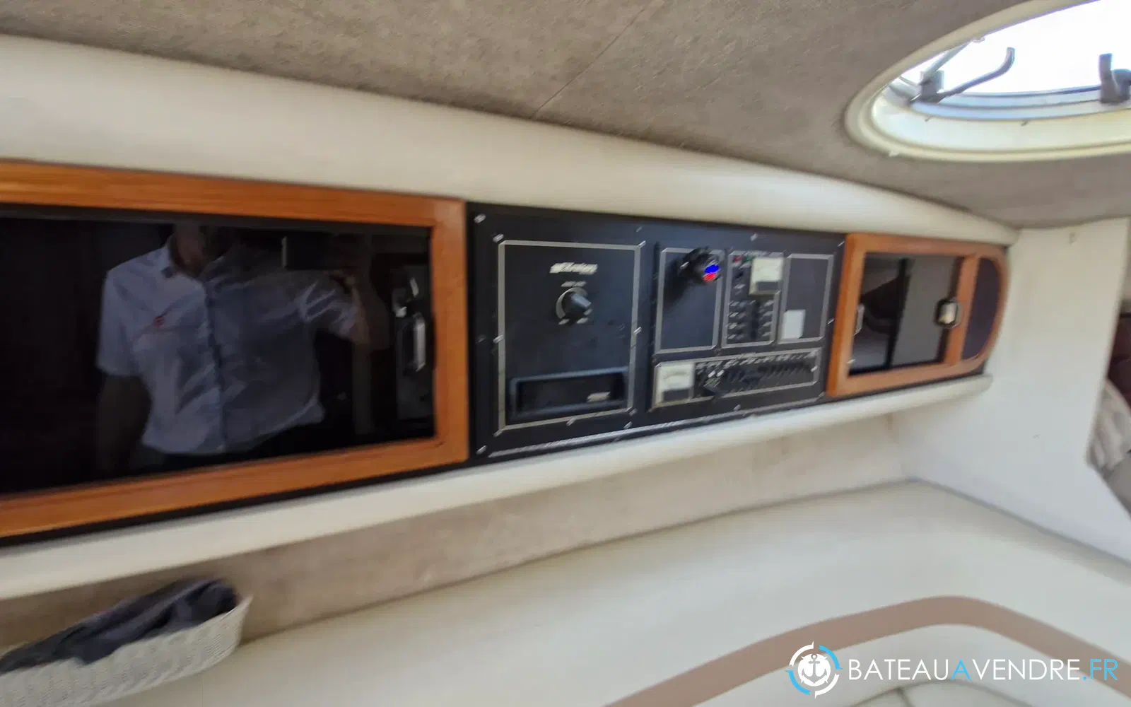 slider 12 Cruisers Yachts 3070 Rogue