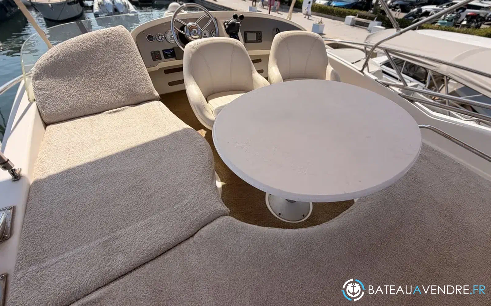 slider 16 Jeanneau Prestige 32