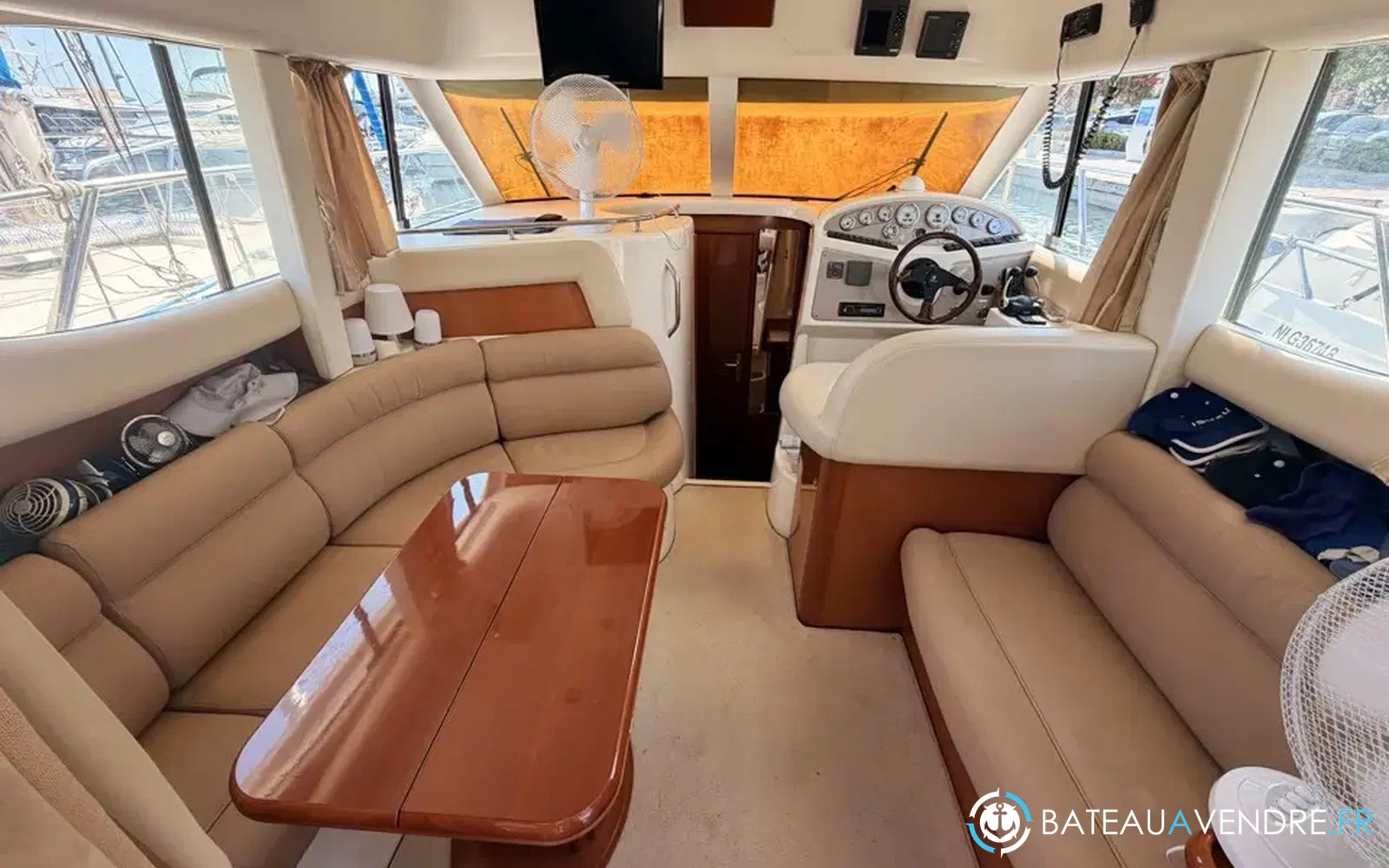 slider 19 Jeanneau Prestige 32