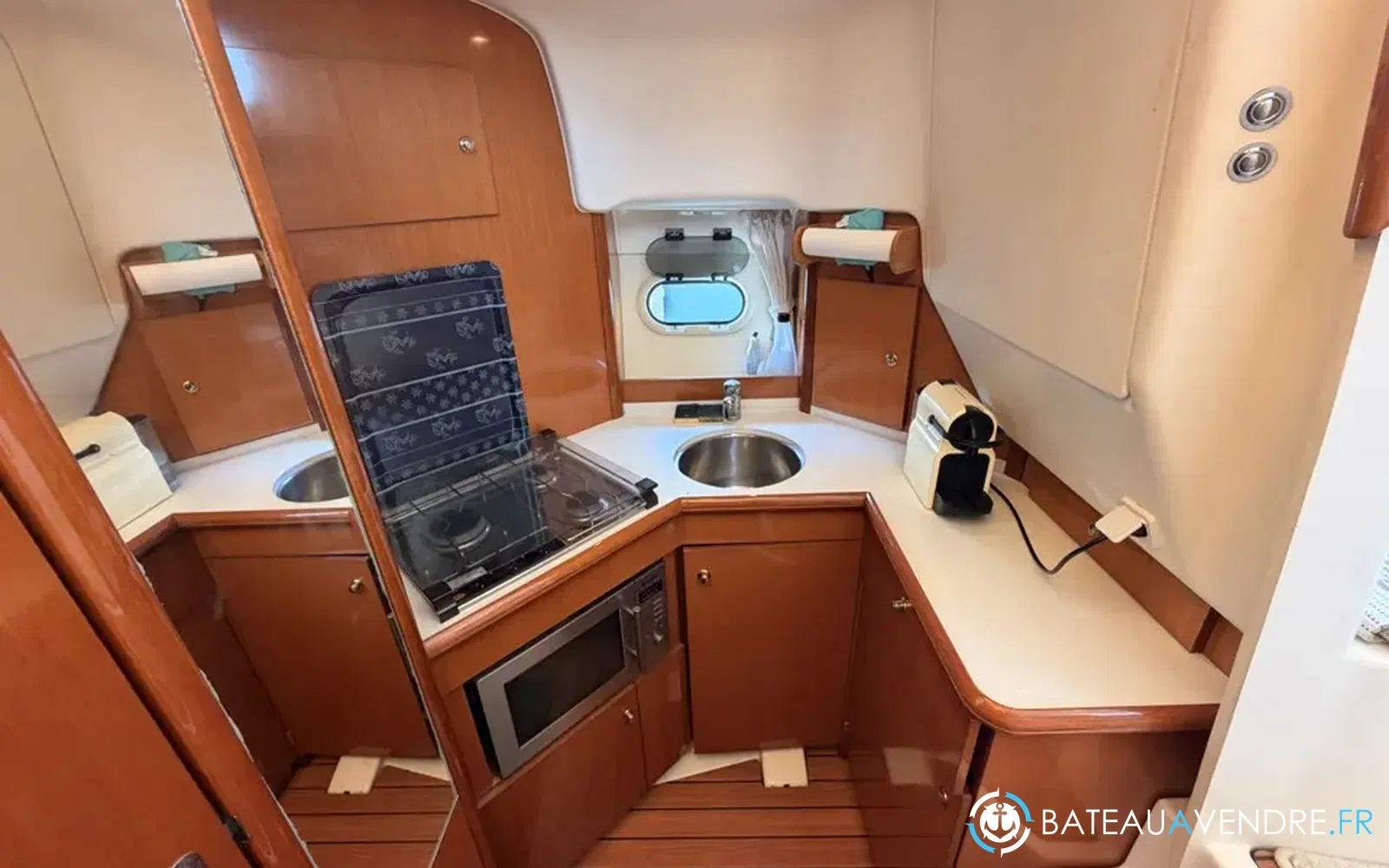 slider 33 Jeanneau Prestige 32