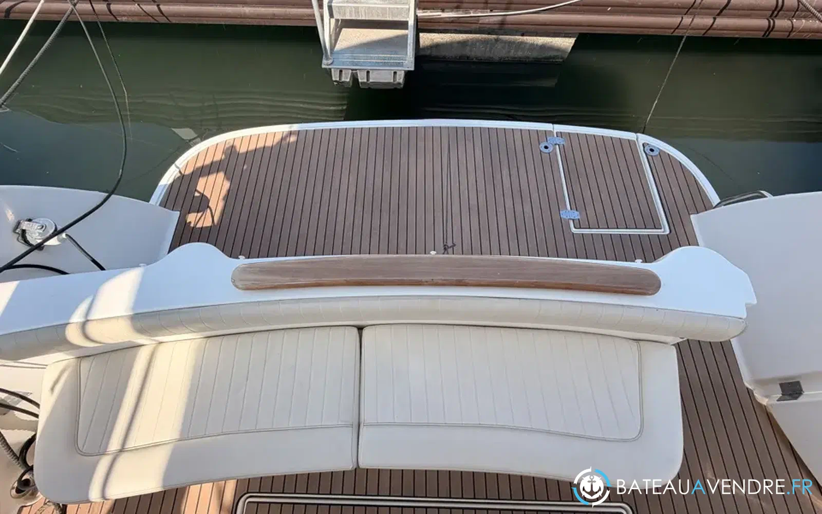 slider 4 Jeanneau Prestige 32