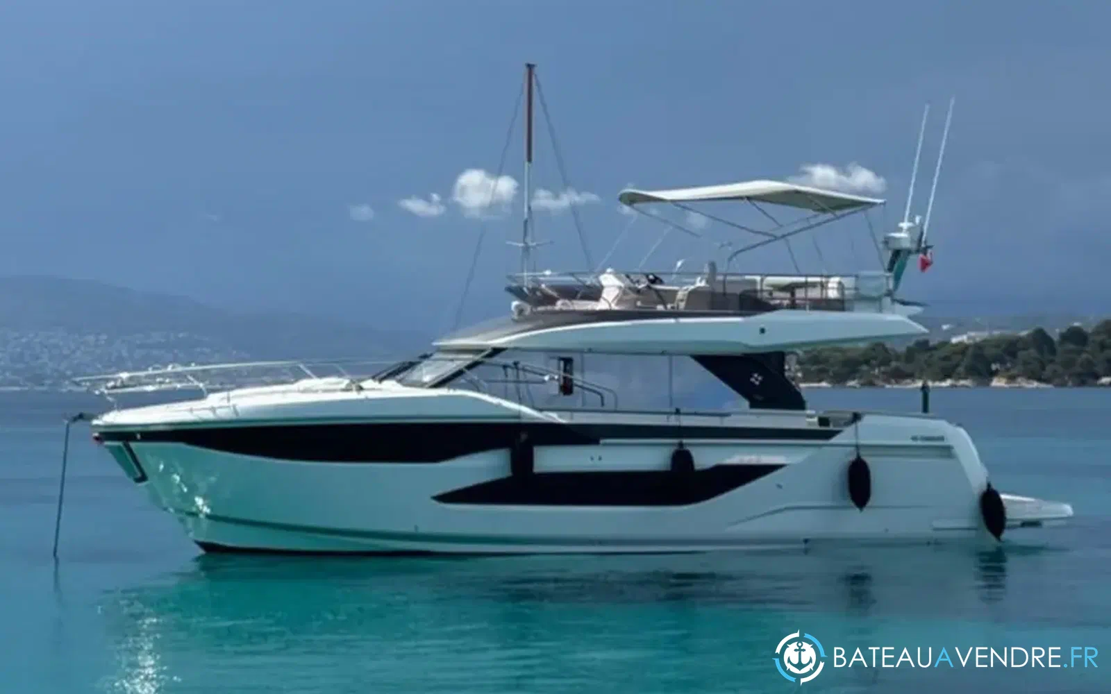slider 0 Prestige Yachts F4.9