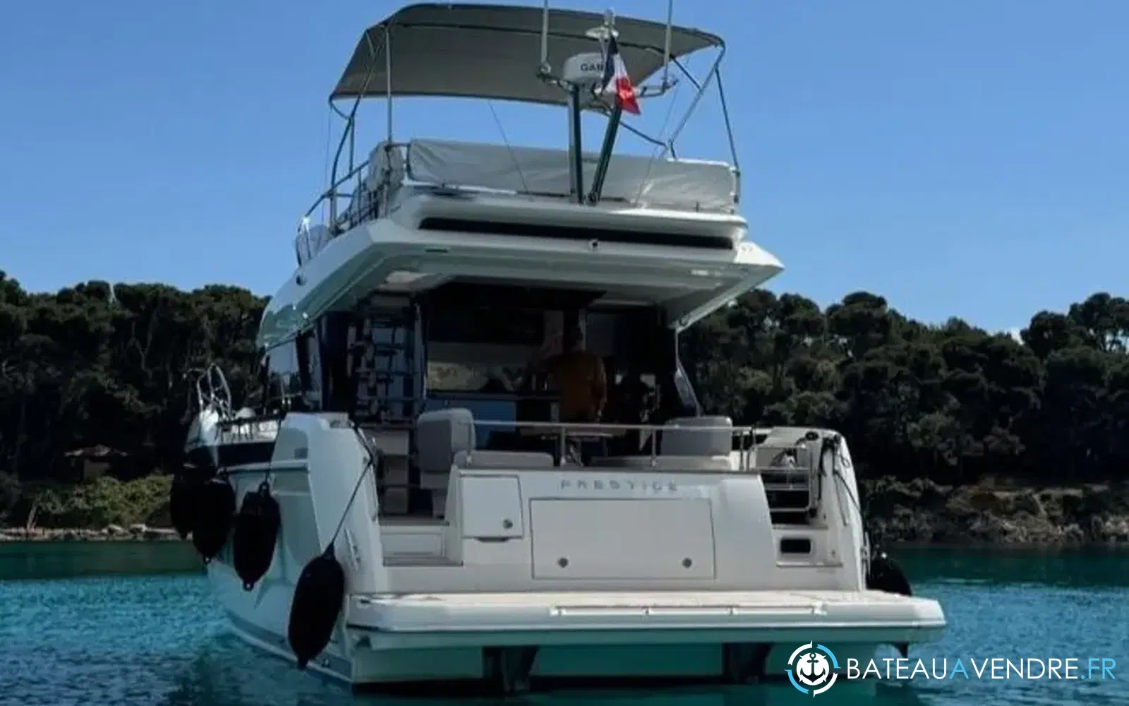 slider 1 Prestige Yachts F4.9