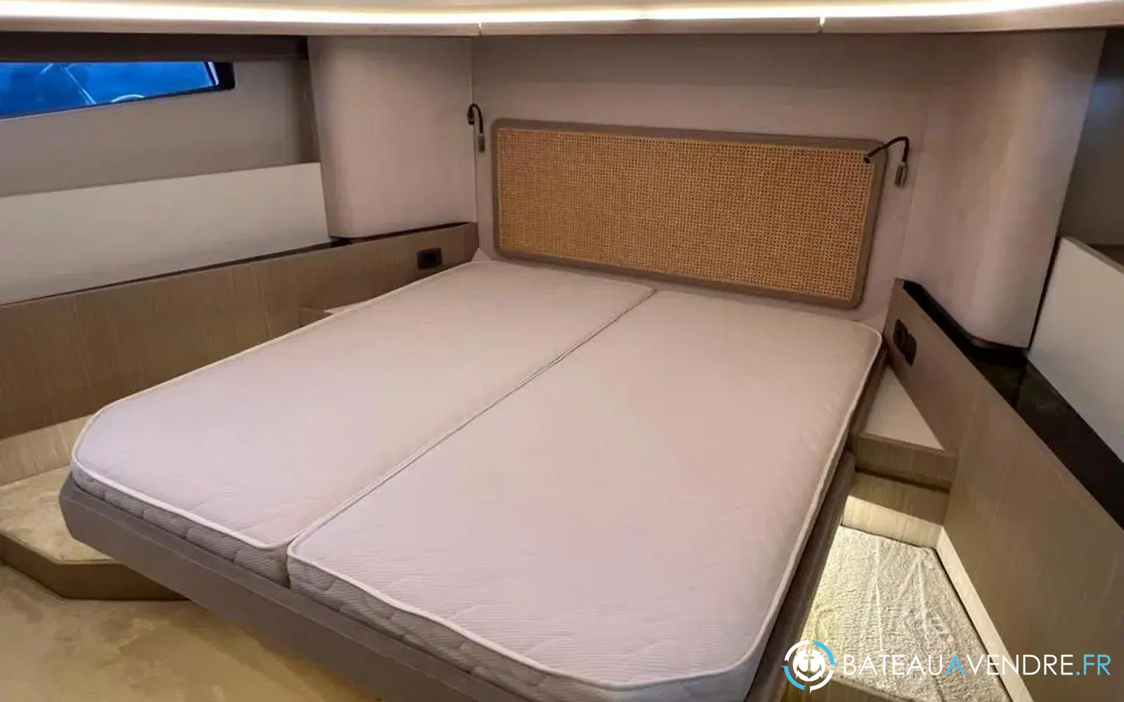 slider 25 Prestige Yachts F4.9