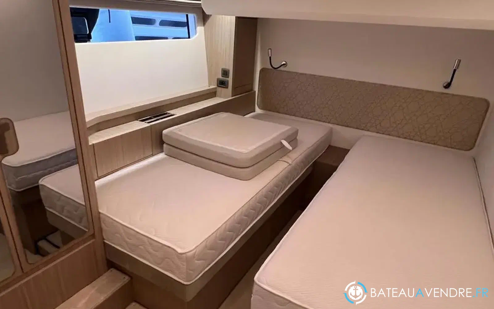 slider 29 Prestige Yachts F4.9