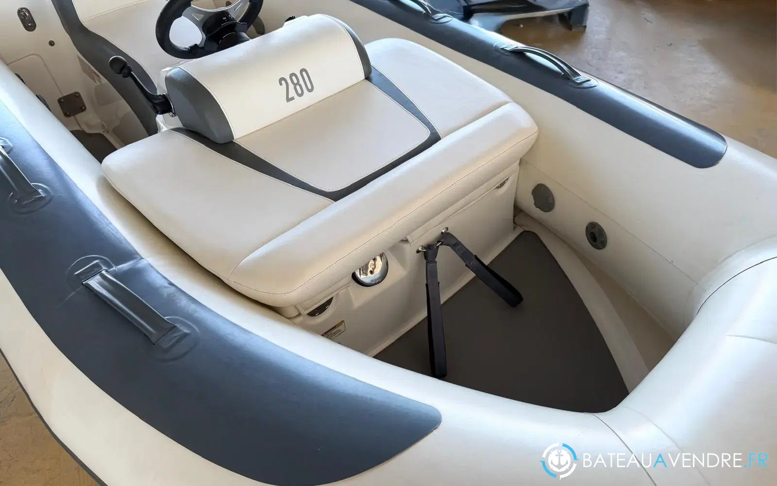 slider 6 Williams Performance Tenders Minijet 280