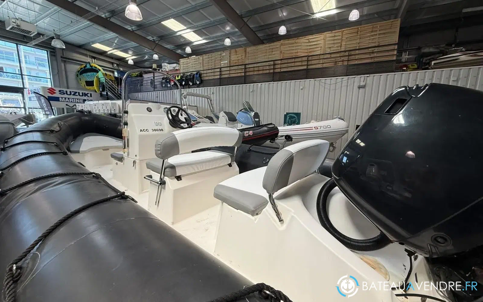 slider 3 Bombard Explorer 620 Sb