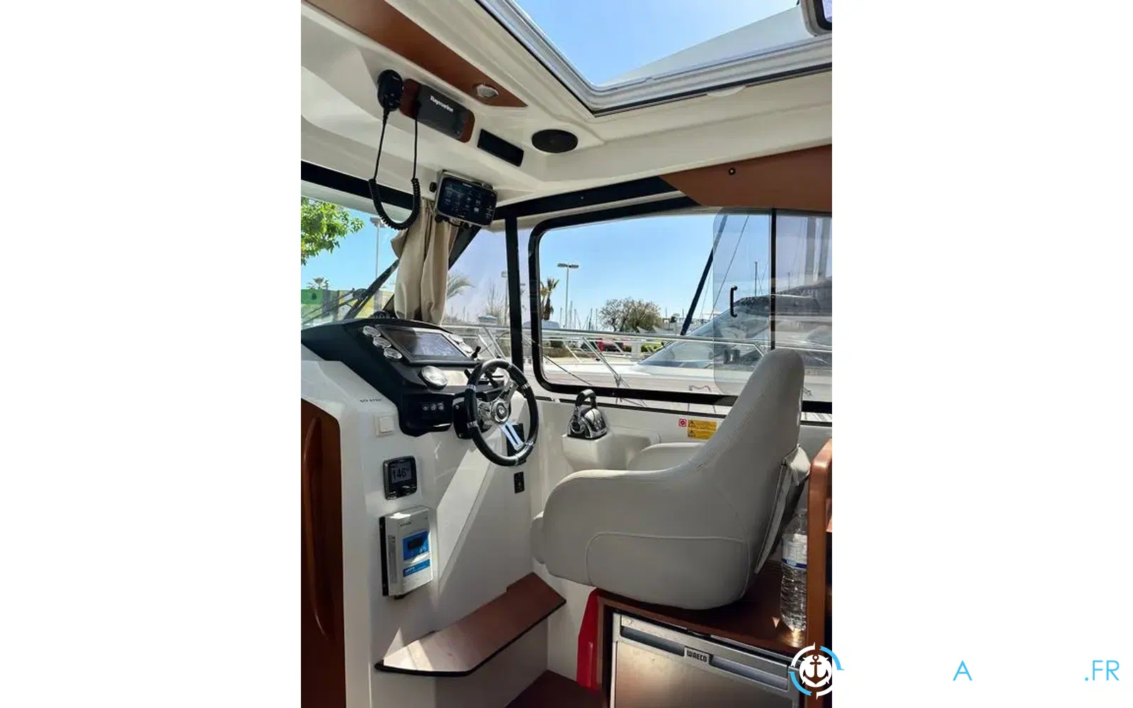 slider 17 Beneteau Antares 30 S