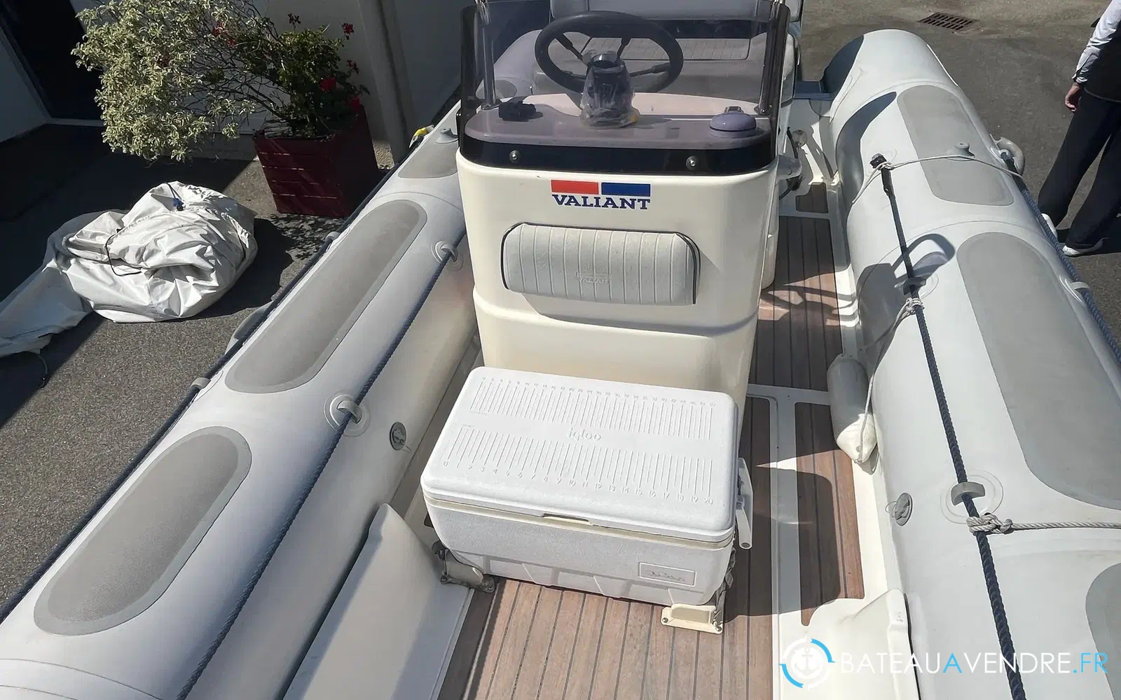 slider 12 Valiant V 520