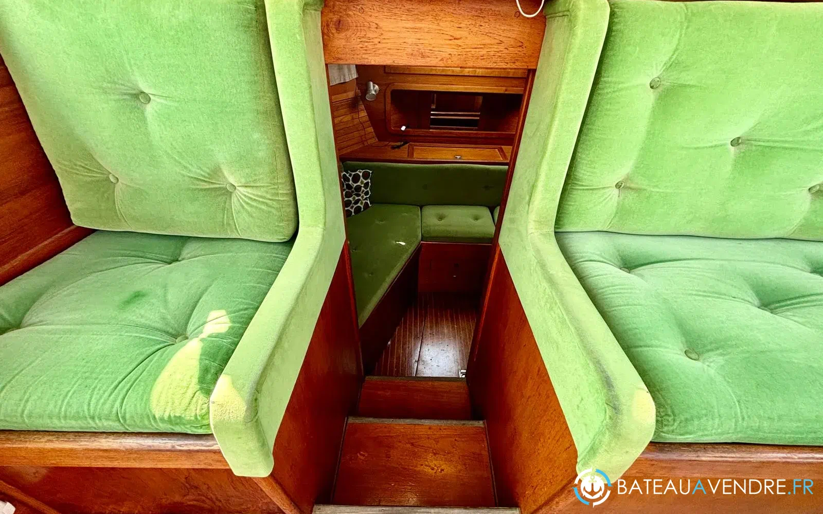 slider 16 Siltala Yachts Nauticat 33