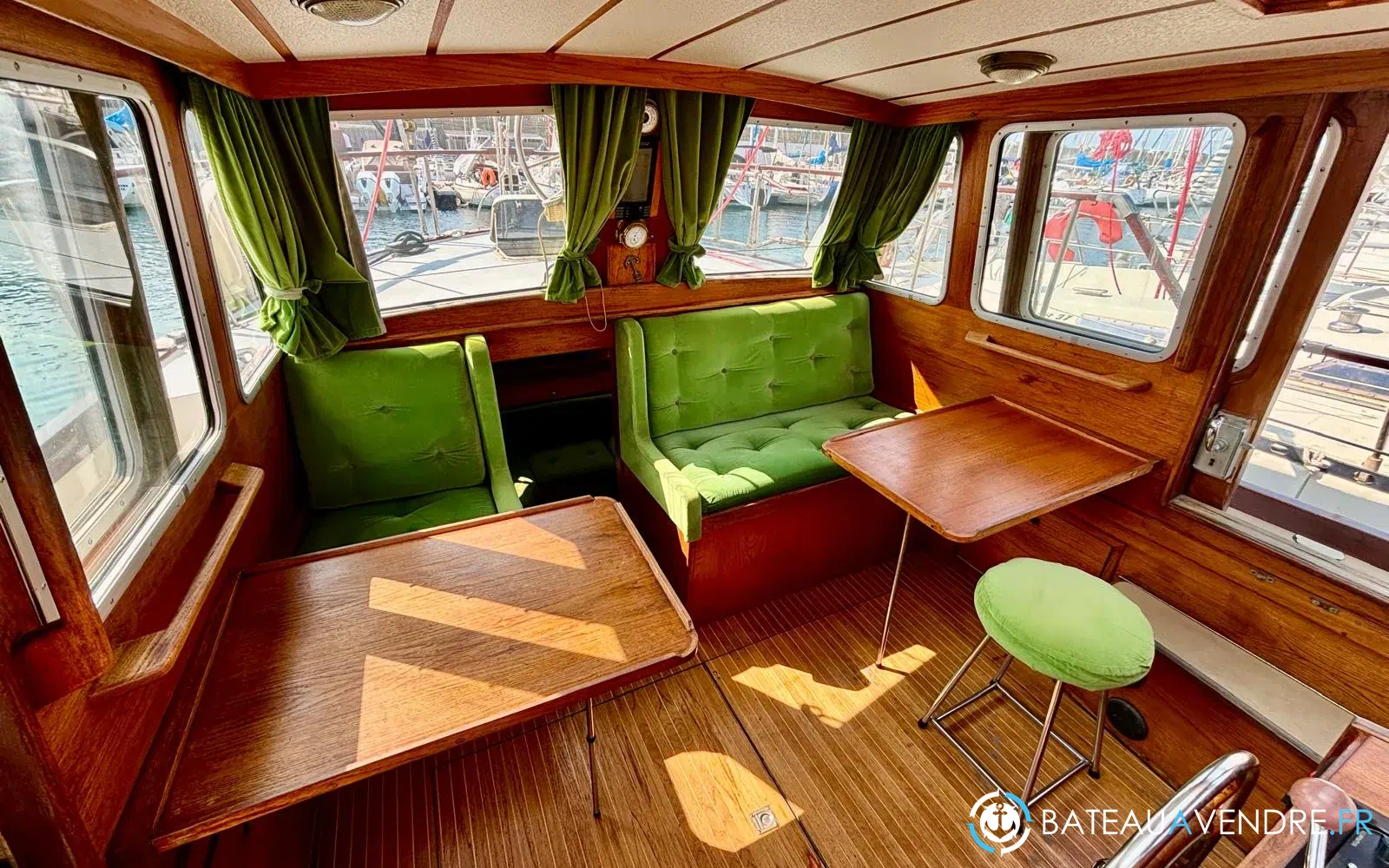 slider 15 Siltala Yachts Nauticat 33