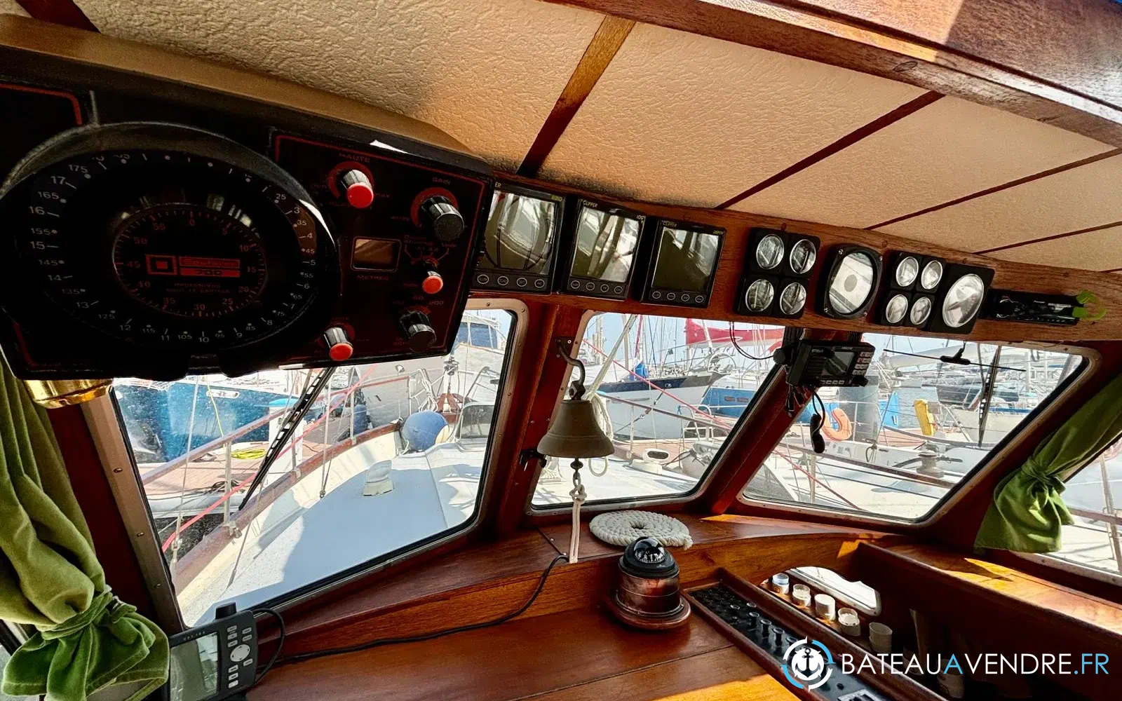 slider 26 Siltala Yachts Nauticat 33
