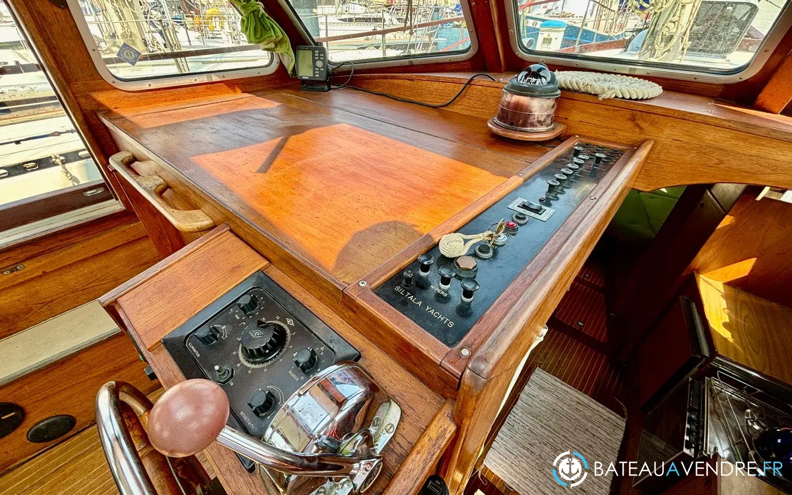 slider 28 Siltala Yachts Nauticat 33