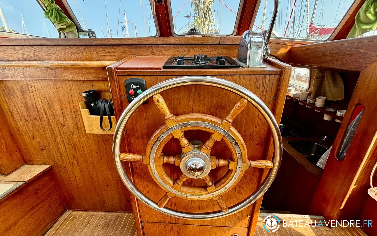 slider 24 Siltala Yachts Nauticat 33