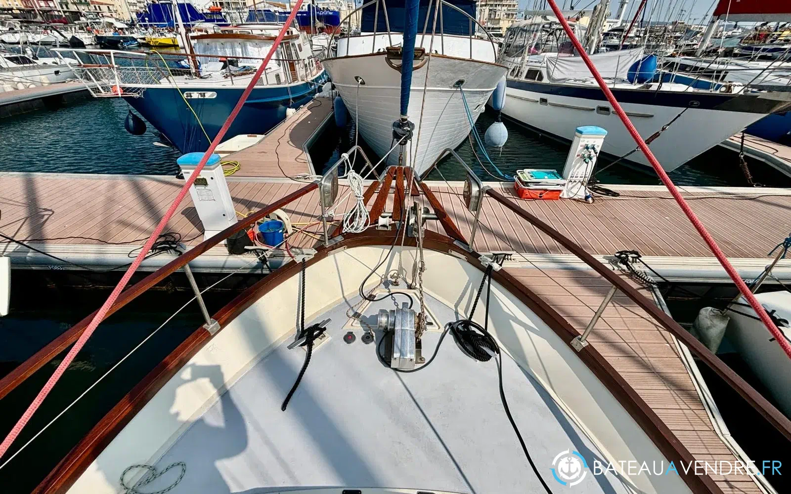 slider 12 Siltala Yachts Nauticat 33