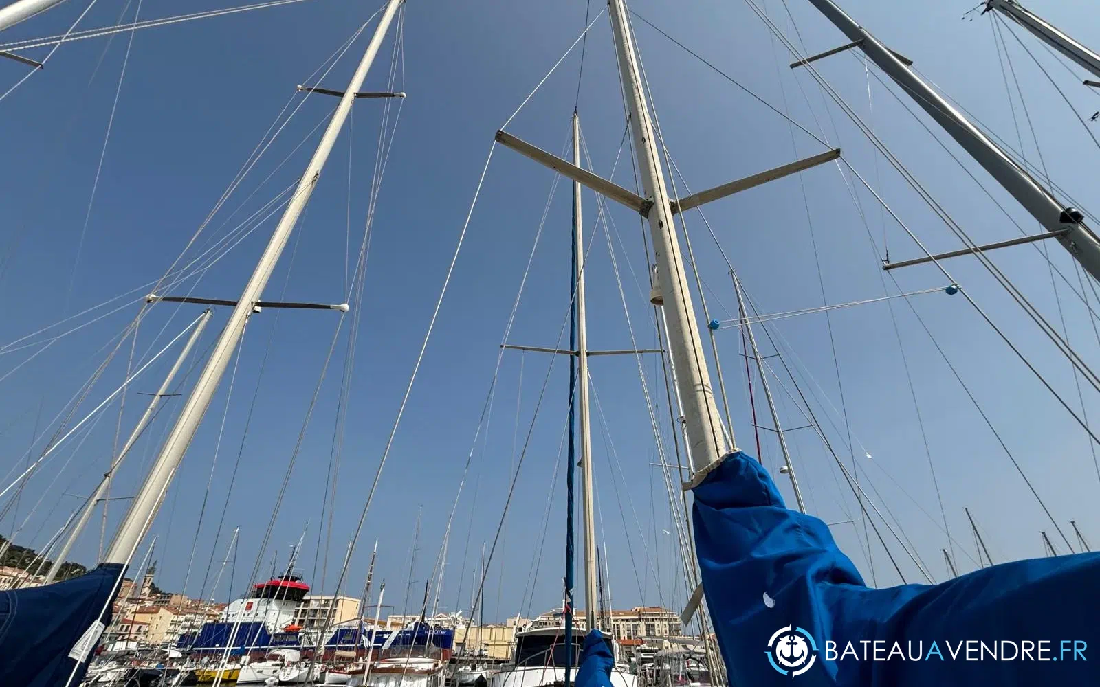 slider 7 Siltala Yachts Nauticat 33