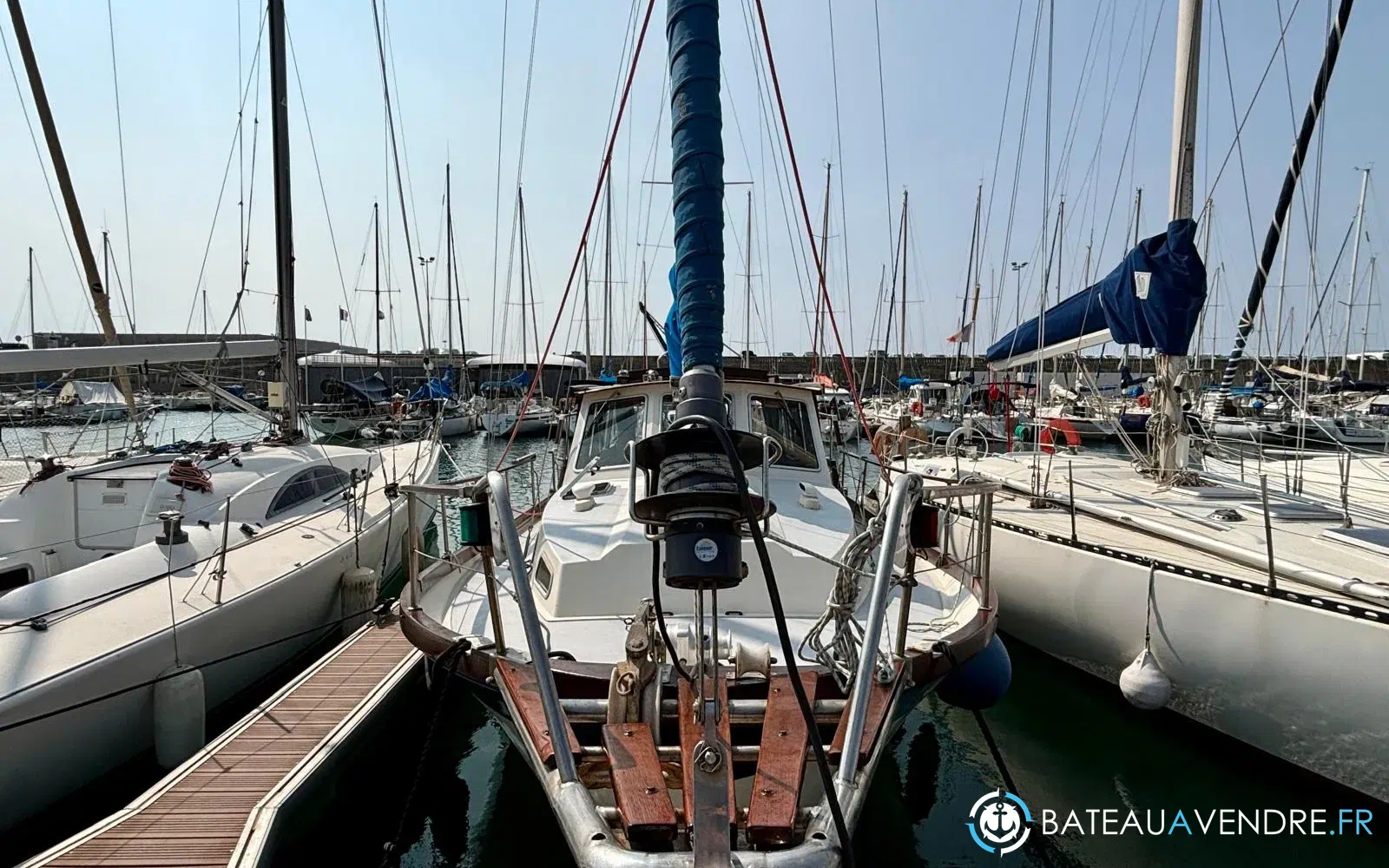 slider 1 Siltala Yachts Nauticat 33